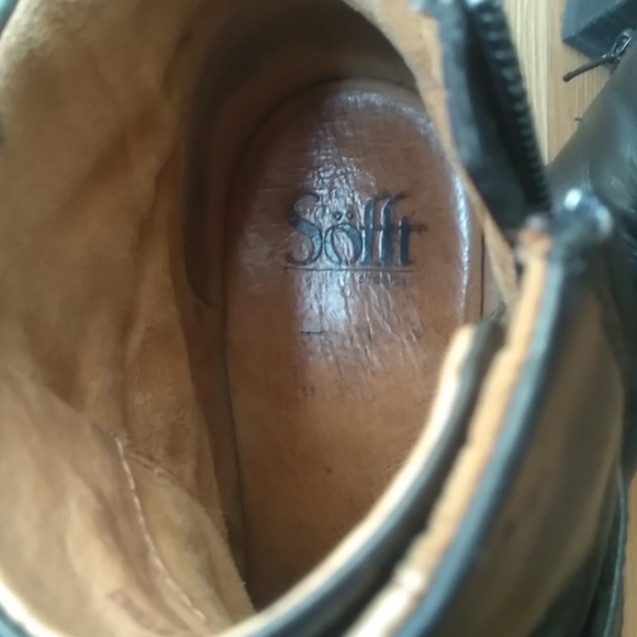 CLEARANCE! Sofft Genuine leather black high heeled boots - Picture 6 of 8